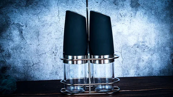 Amazon Supplier Black Plastic Spice Mill Gravity Salt and Pepper Electric Grinder 